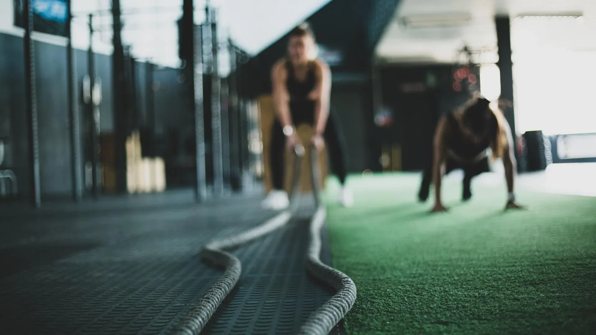Cảnh tập luyện tại phòng gym